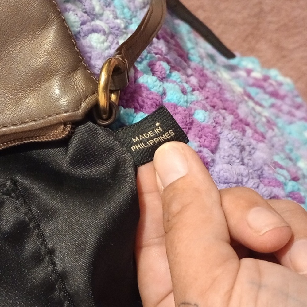 Coach Ashley East West Shoulder Crossbody - Picture 15 of 16